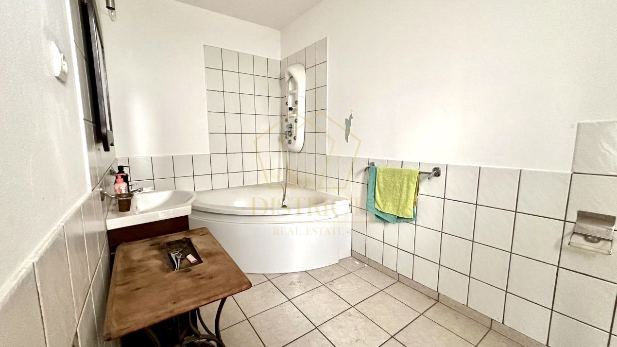 Casa individuală cu 6 camere | Mosnita Veche - Poză 19