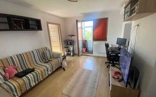 Apartament cu 2 camere în zona Podu Roș, vizavi de Colegiul Emil Racoviță - Poză 1