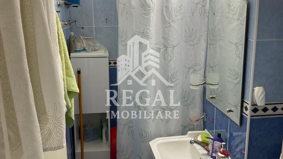 Apartament cu 2 camere semidecomandat Zona Micro 5/2 - Poză 6