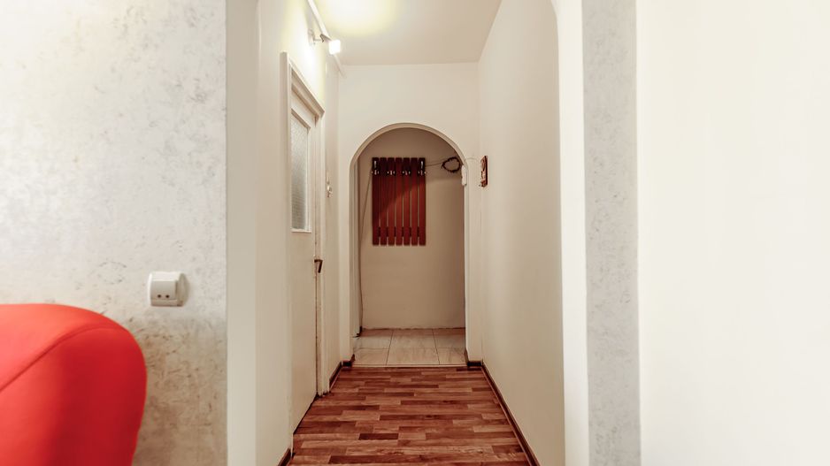 Apartament 3 camere luminos Aurel Vlaicu str Fluturilor - Poză 6