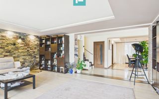 Vilă elegantă cu etaj în Zădăreni - Poză 6