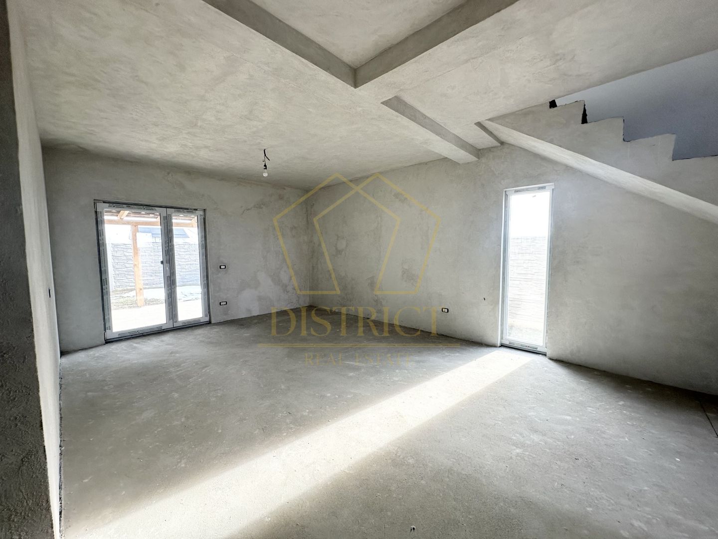 Duplex superb cu 4 camere si 2 bai | Giroc - Poză 2