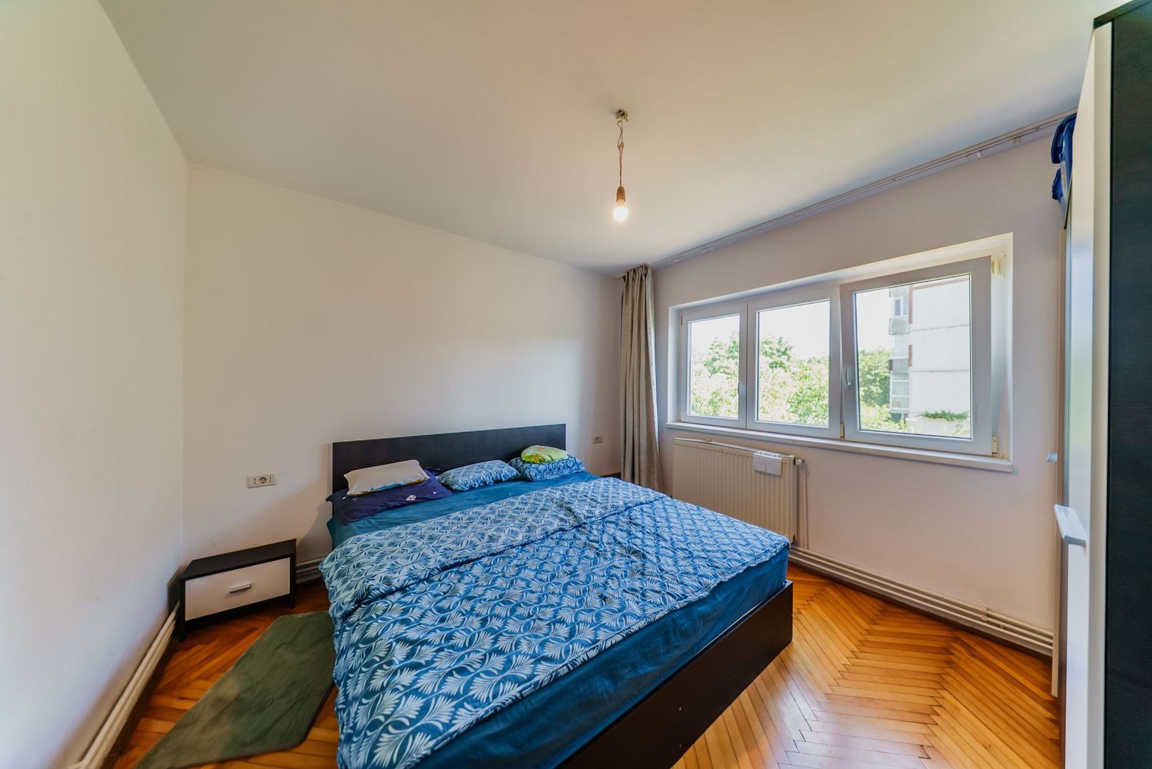 Apartament 2 camere, zona 300, decomandat, etaj 1 - Poză 7
