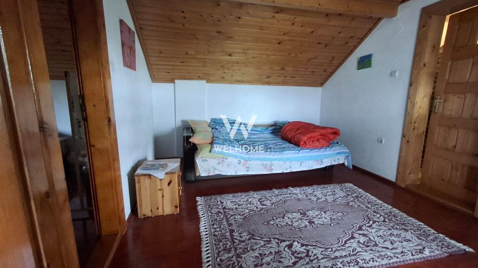 Casa de vanzare cu teren generos in Tocile, Sibiu - Poză 7