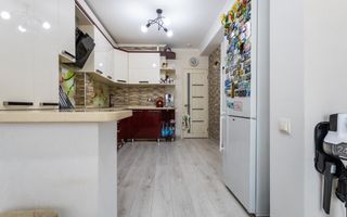 Vânzare, apartament, 3 camere, str. Ginta Latină, sectorul Ciocana - Poză 12