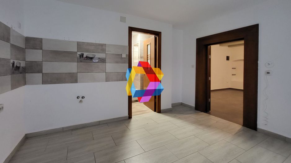 Spatiu comercial Ultracentaral - 83mp # plus-imo.ro - Poză 6