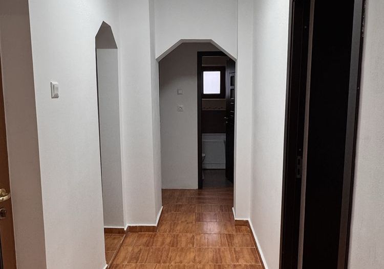 Apartament 3 camere de închiriat Brâncoveanu - Loc de parcare - Poză 7