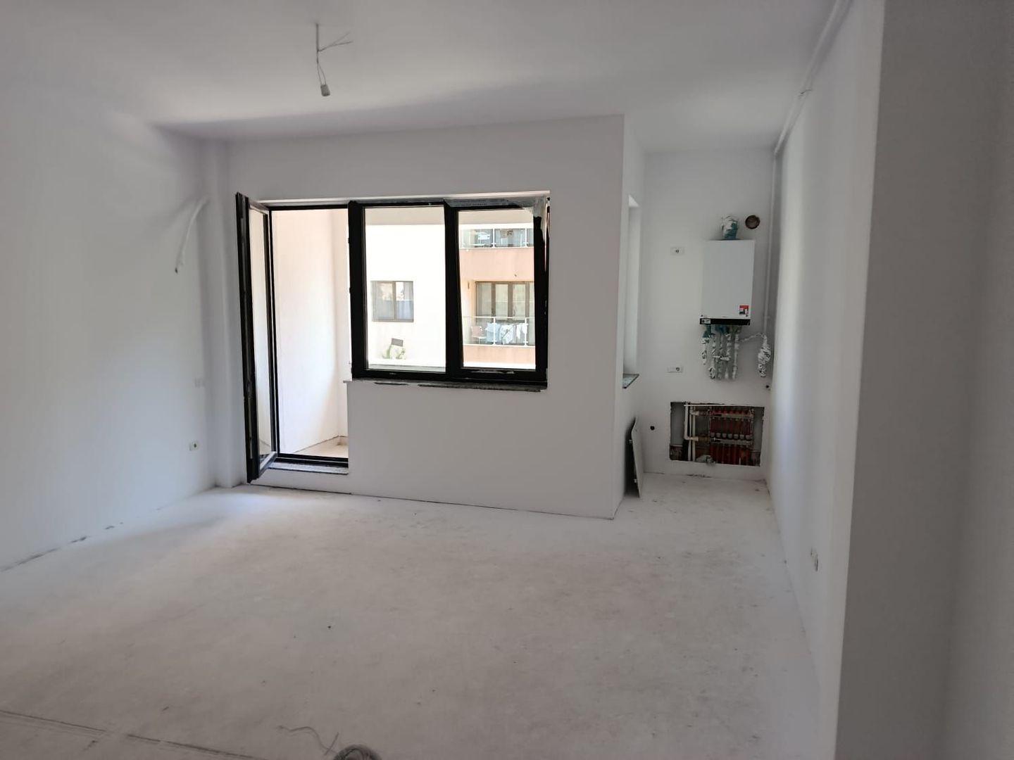 Apartament 2 camere I metrou I Timpuri Noi - Poză 1
