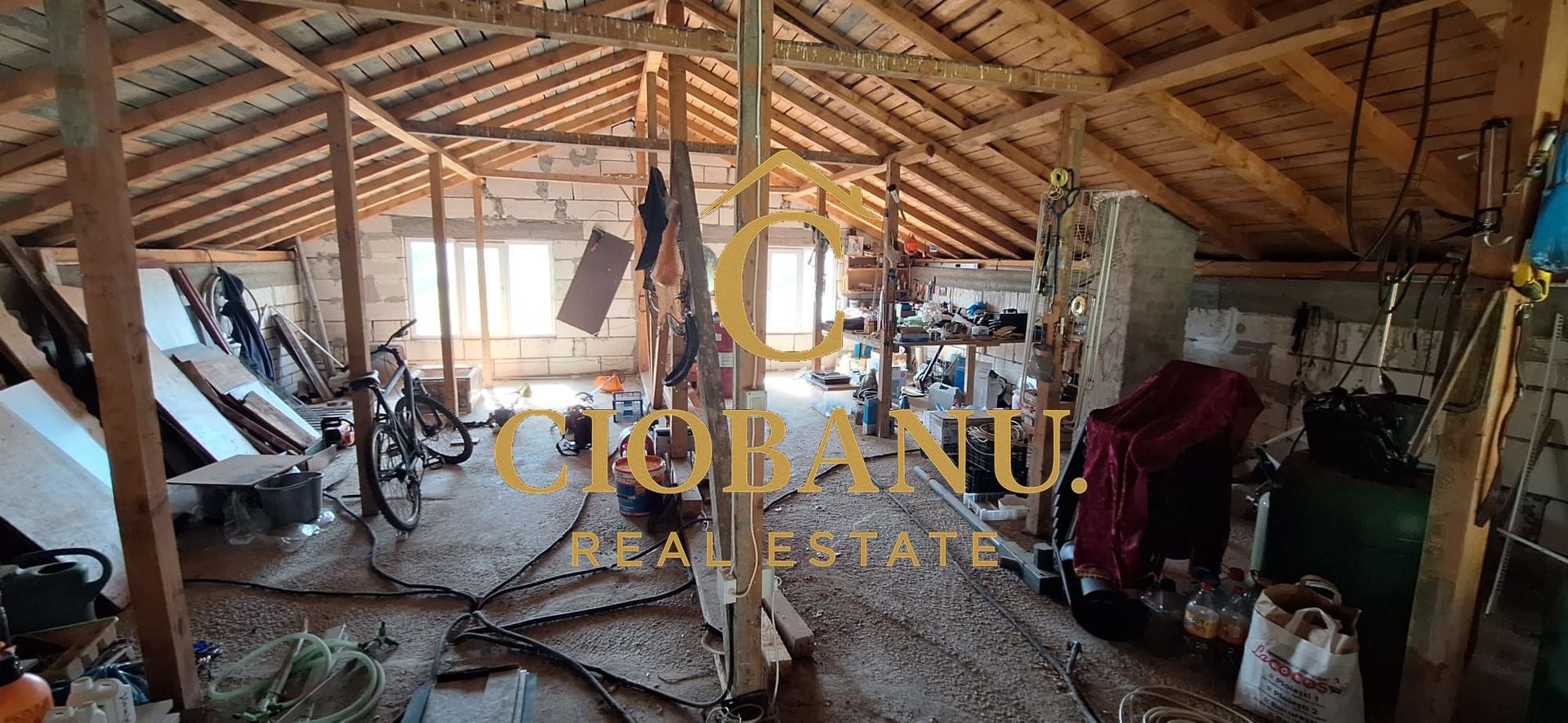 Casa de vanzare in Leamna de Jos - Poză 15