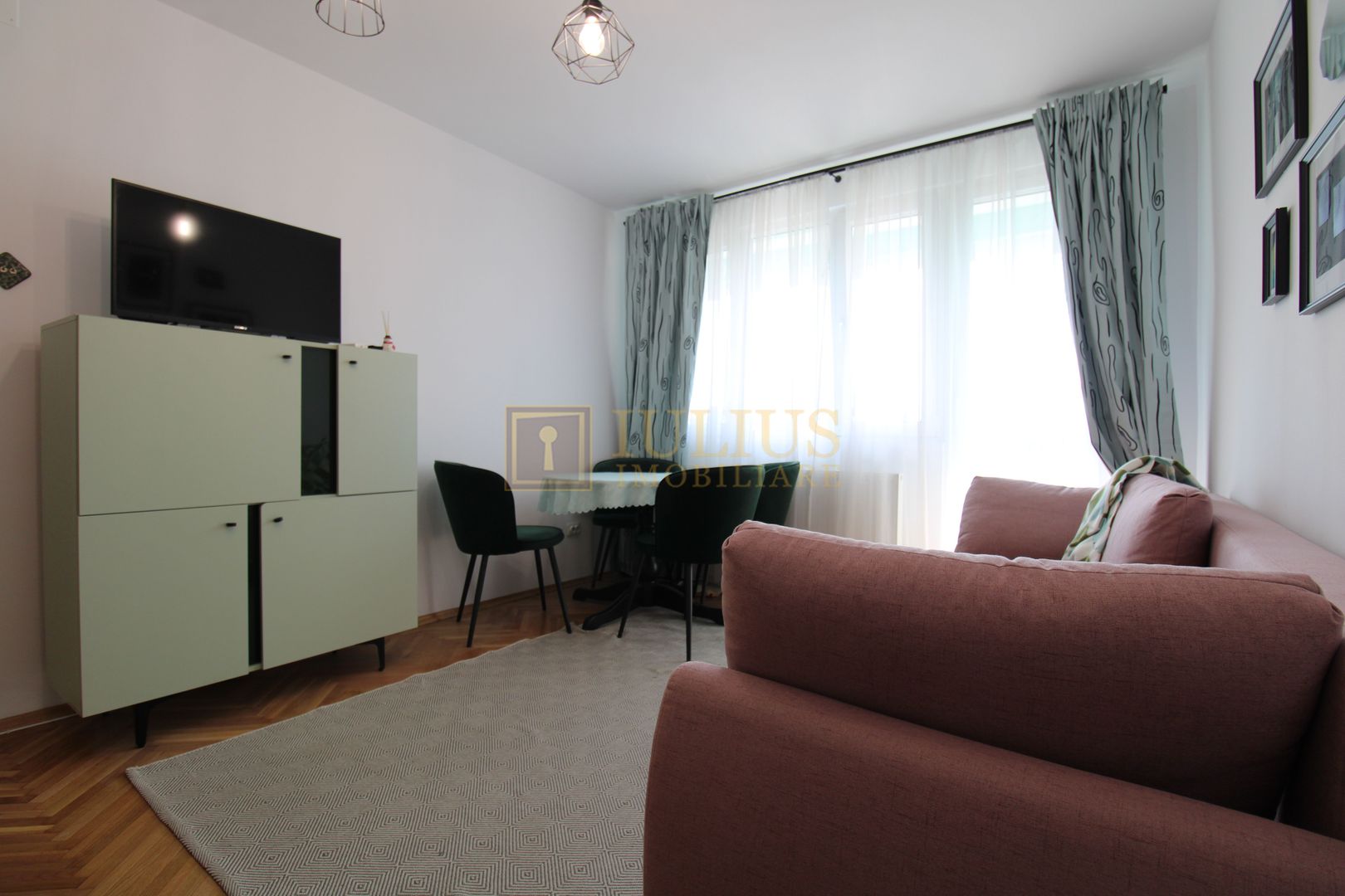 Zona Olimpia, 2 camere, centrala proprie - Poză 1