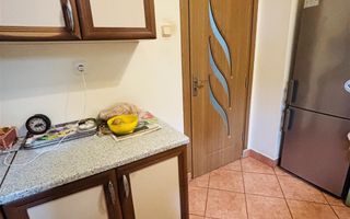 APARTAMENT CU 2 CAMERE SEMIDECOMANDAT ZONA CANTEMIR - Poză 8