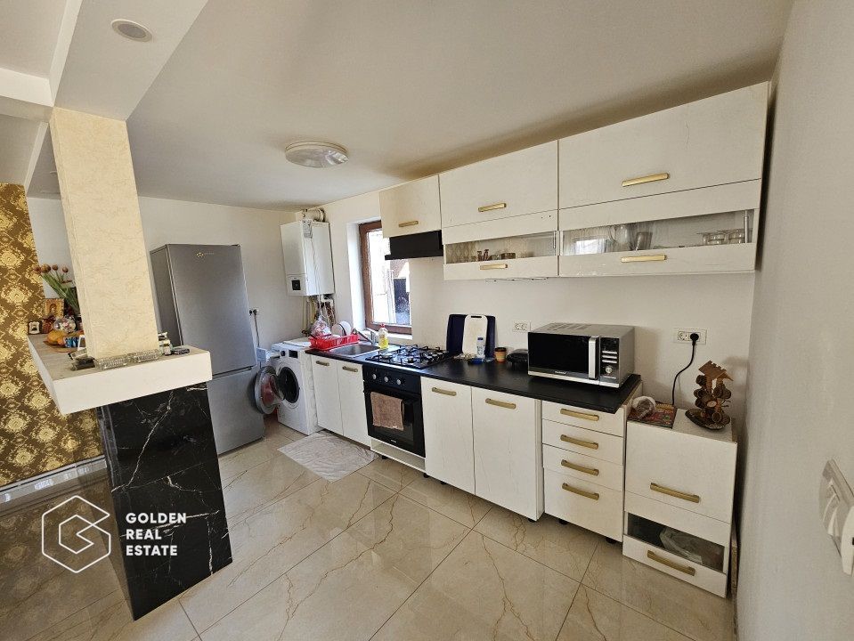 Casa cu 4 camere,  două fronturi stradale, P+ M, Chitila - Poză 7