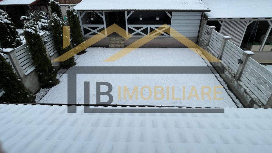 Casa cu 4 camere, 128mp, parcare, Zona Corunca - Poză 16