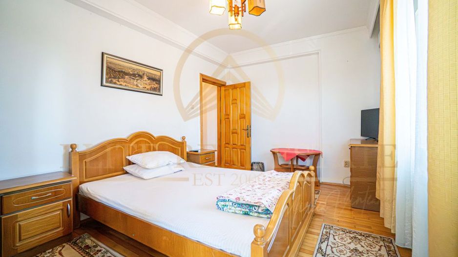 Apartament spațios cu 3 camere, 2 băi și 3 balcoane – zona FAR, bloc 2003 - Poză 4