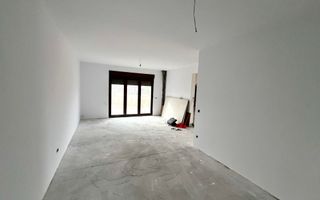 1/2 Duplex, 4 Camere, 296mp Teren, Cartier Partoș - Poză 6