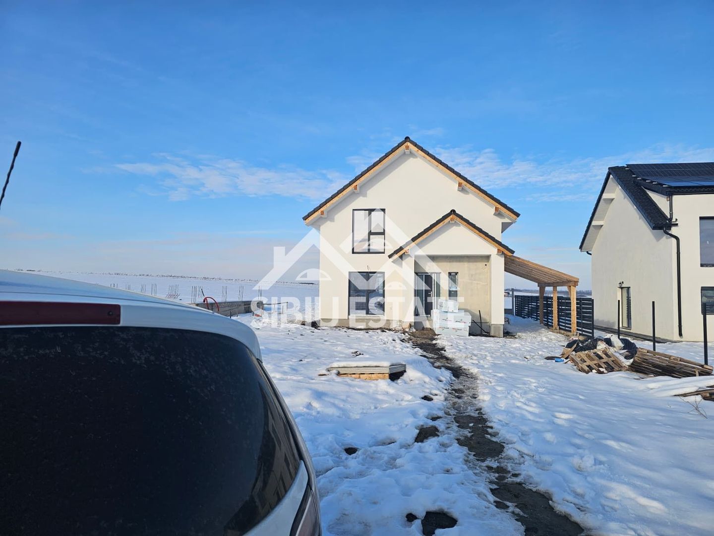 Casa noua cu mutare rapida - Poză 2