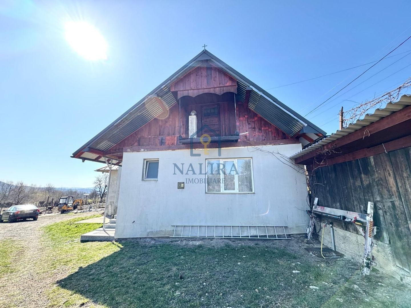 Casa de caramida de vanzare Surdesti cu teren intravilan 5000mp - Poză 1