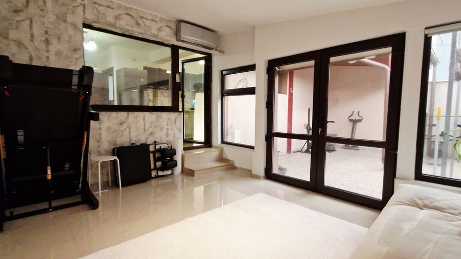 Apartament 3 camere | Curte proprie | 2 locuri parcare - Poză 4