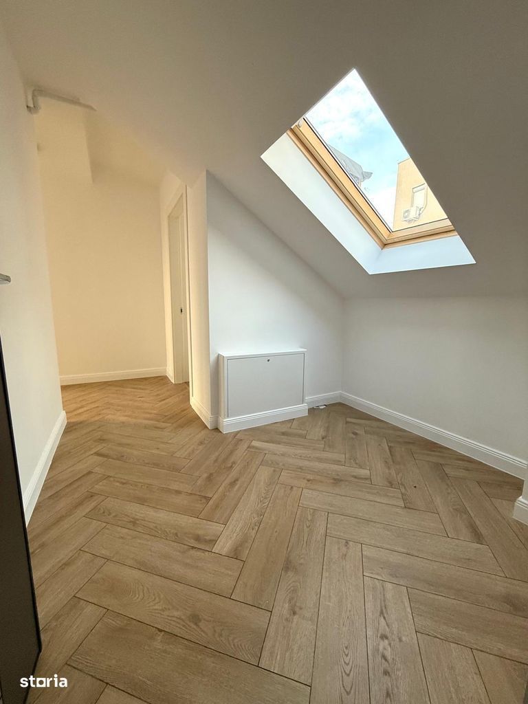 APARTAMENNT MANSARDA  BLOC NOU ZONA DOMENI - Poză 7