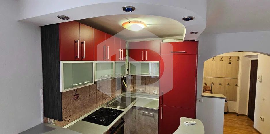 Apartament (mansarda) de vanzare - 4 camere - Cedonia - Etaj 5/6 - Poză 4