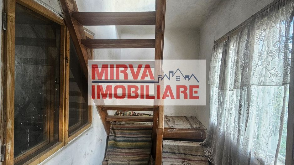 Exclusivitate! Casă cu teren generos în Sat Olteni, Com.Teișani - Poză 41