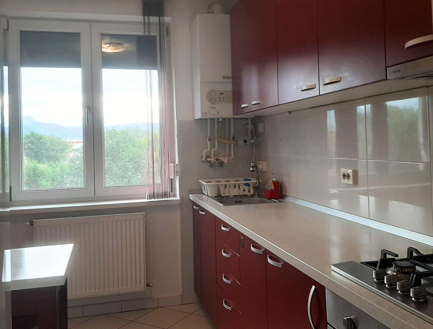 Apartament Renovat 2 Camere + Boxă 7 MP  Vedere Superbă spre Tâmpa - Poză 9