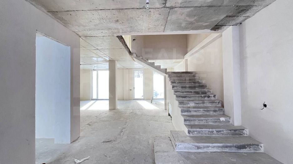 Vânzare, Hi-Tech, 2 nivele, 4  camere, strada Nucarilor,Cricova - Poză 14