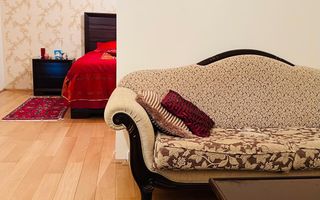 Casa individuala pozitie foarte buna si teren generos - Poză 9