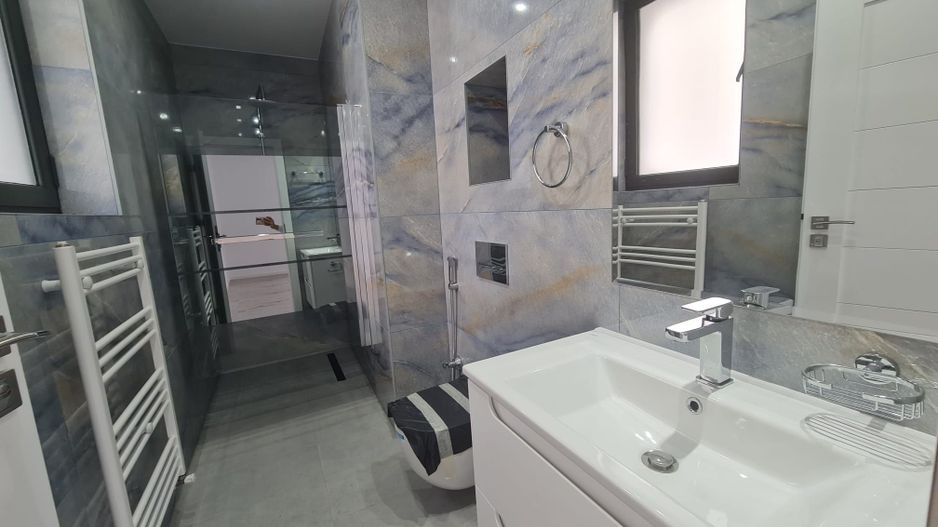 LUX | Casă Individuală | Iancu Nicolae | 10 camere - Poză 6