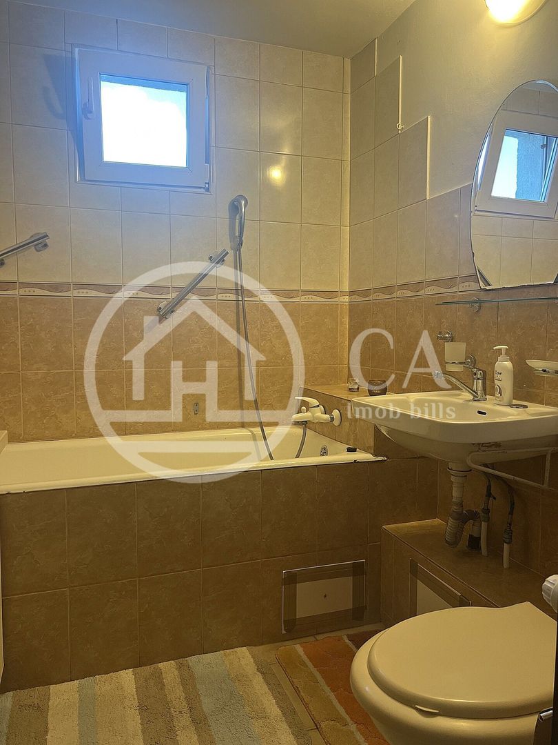 Apartament cu 4 camere de vanzare in Rogerius Oradea - Poză 9