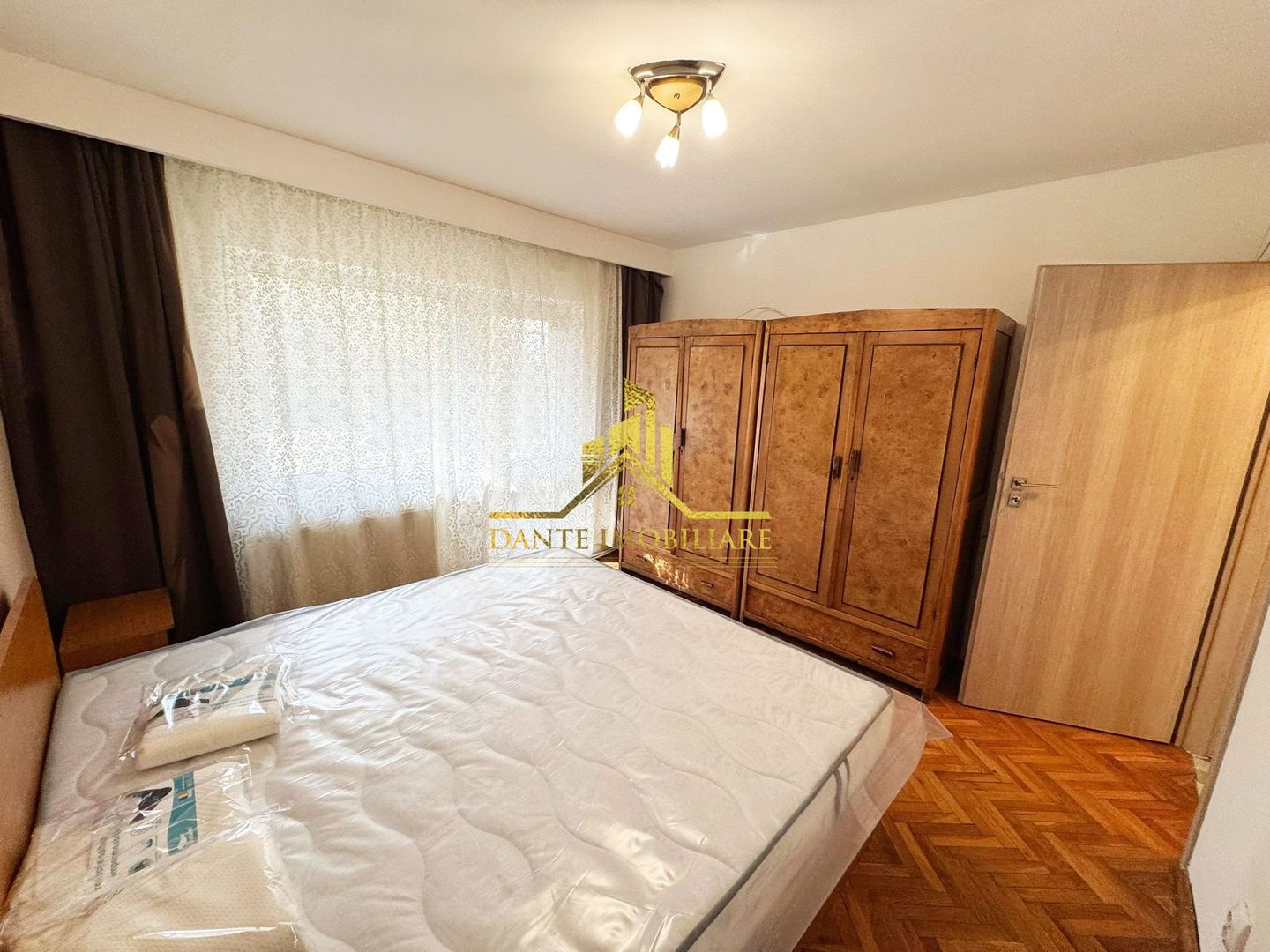 4 camere, decomandat, balcon, parcare, Zorilor, UMF - Poză 4