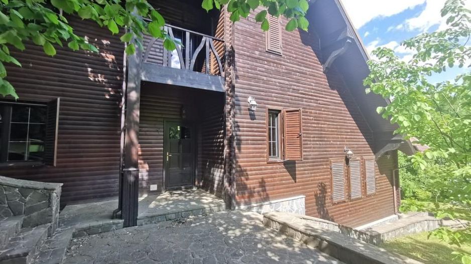 Casa de vacanta deosebita Breaza- Nistoresti - Poză 2