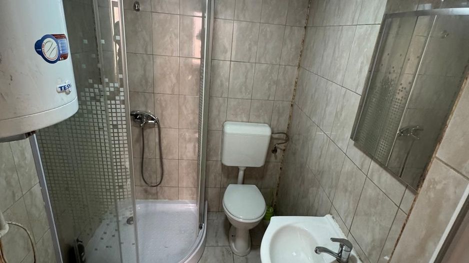 Casă renovată, 2 camere – str. Plevnei - Poză 6