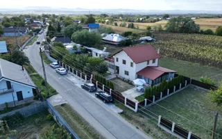 Casă/Vilă cu 4 camere, Buhuși - Poză 23