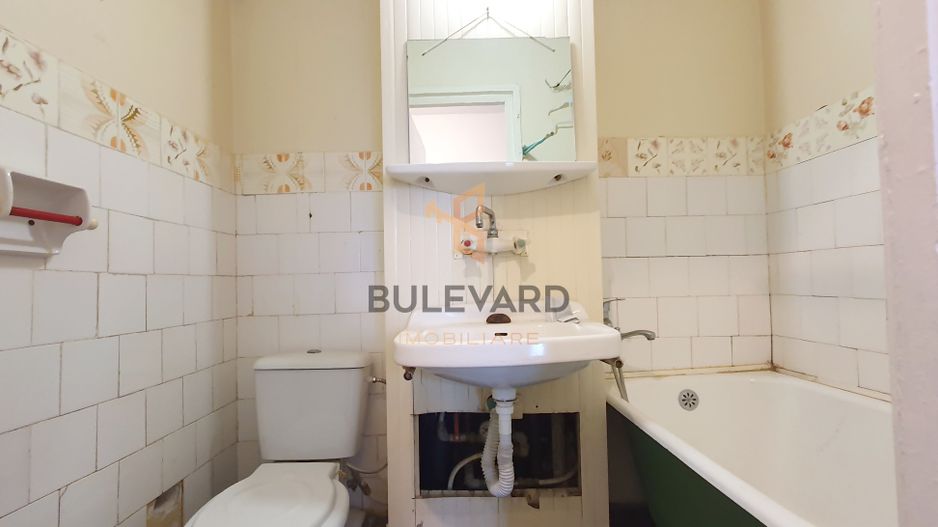 Apartament cu 2 camere decomandat, zona Winmarkt! - Poză 6