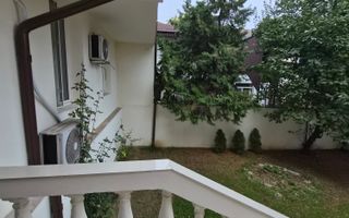 De vânzare Vilă individuala 11 camere curte proprie Parcul Carol - Poză 3