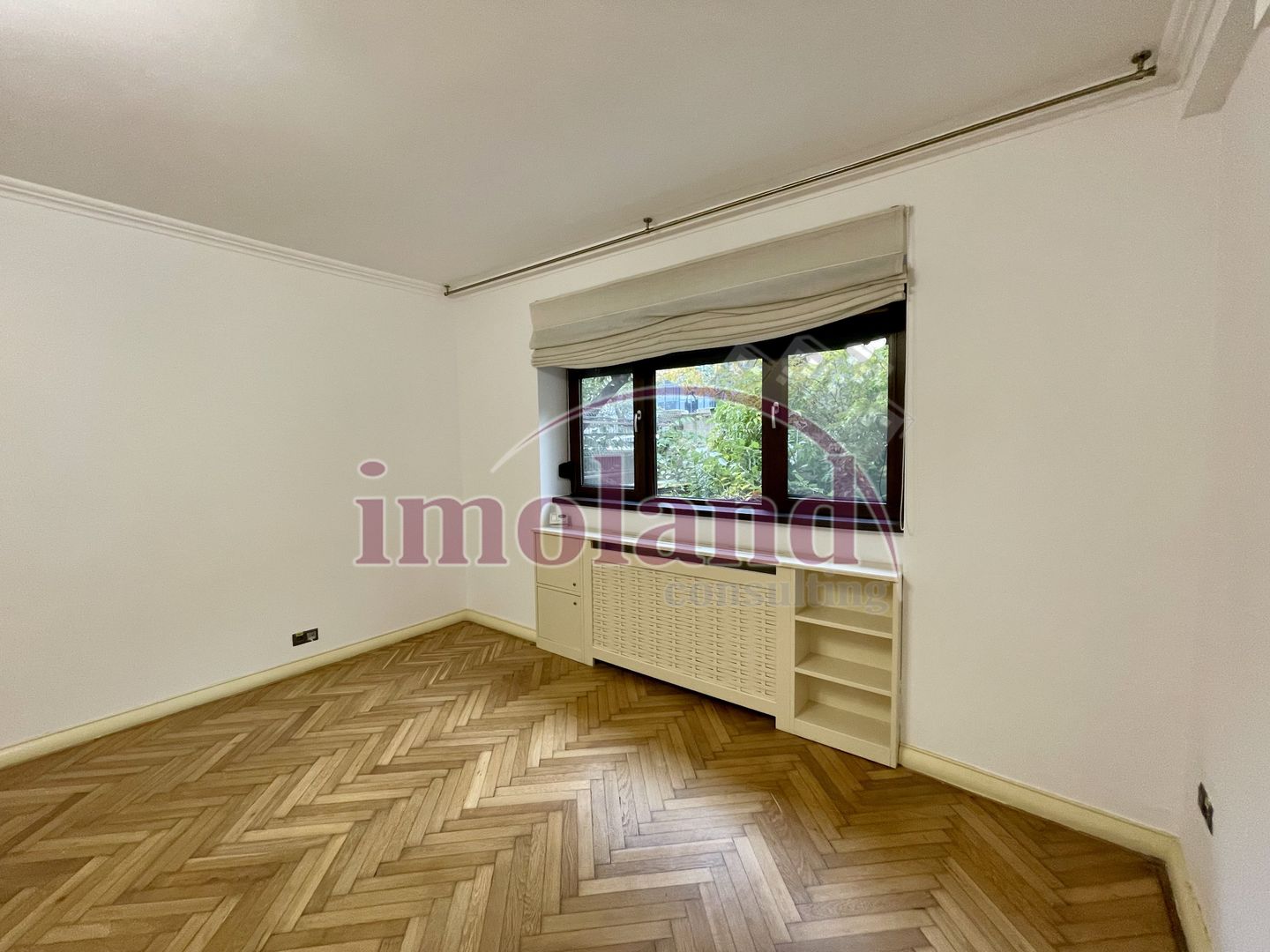 Inchiriere garsoniera 37 mp in vila | ideal business | Primaverii - Poză 1
