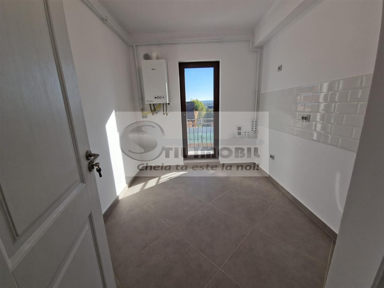 Apartament 2 cam INTABULAT luxcapat CUG zona vile - Poză 3