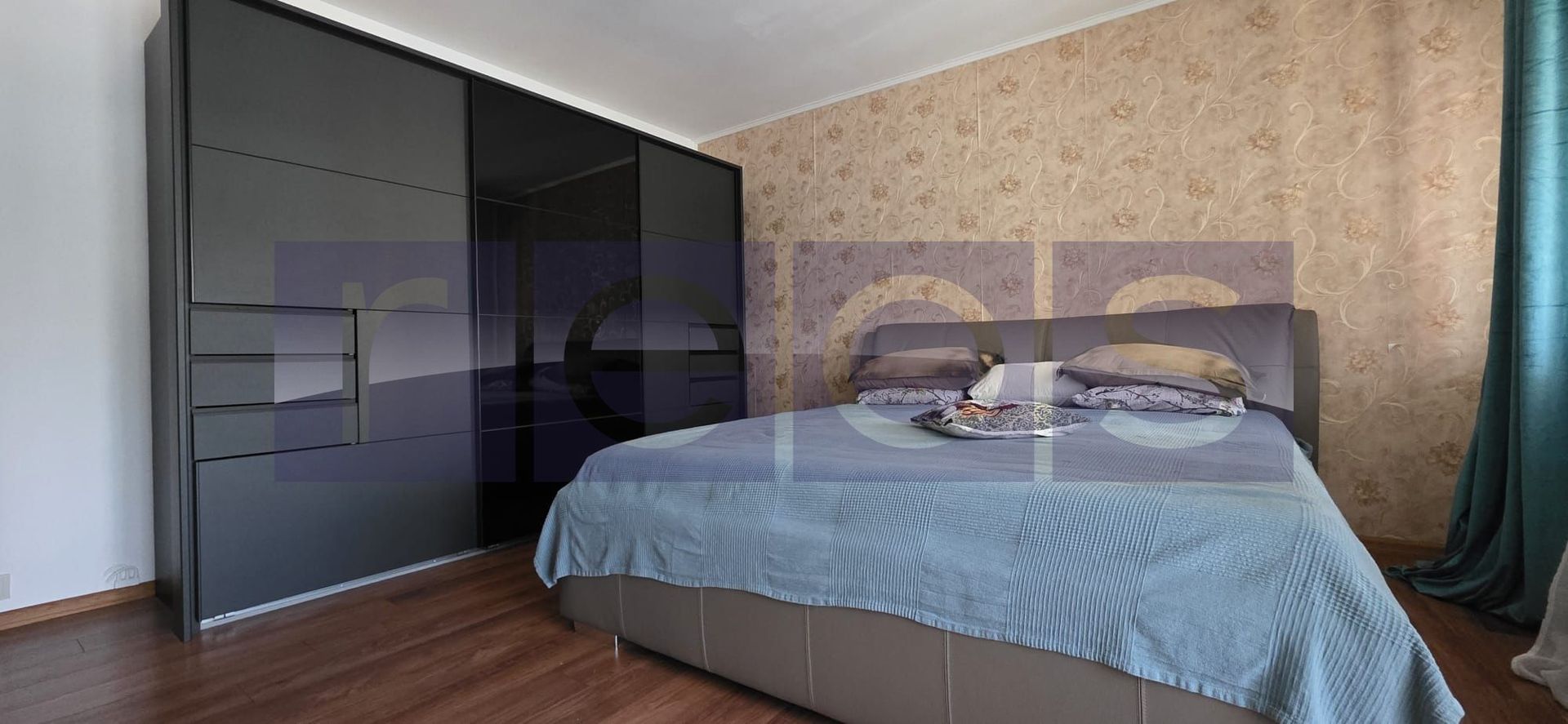 VANZARE CASA 10 CAMERE | ZONA VATRA LUMINOASA - Poză 11