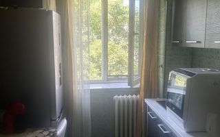 Apartament 2 camere, etaj 3, Trivale, la intrare in cartier - Poză 5