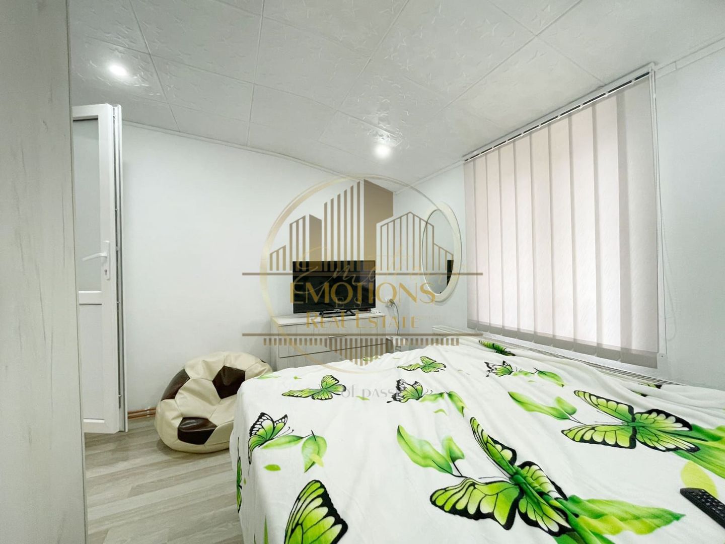 OCAZIE | Casa 3 camere - curte comuna - central | P+M - Poză 2