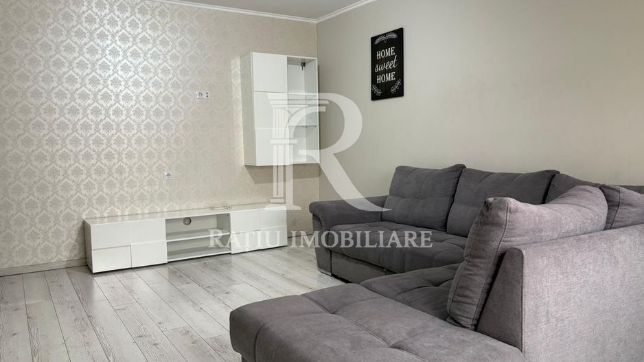 Apartament cu 3 camere | Etaj 3 | Decebal | Oradea - Poză 3