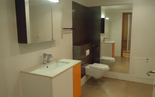 APARTAMENT CU 4 CAMERE / INCHIRIERE IN COMPLEX DIN DOROBANTI CAPITALE - Poză 5