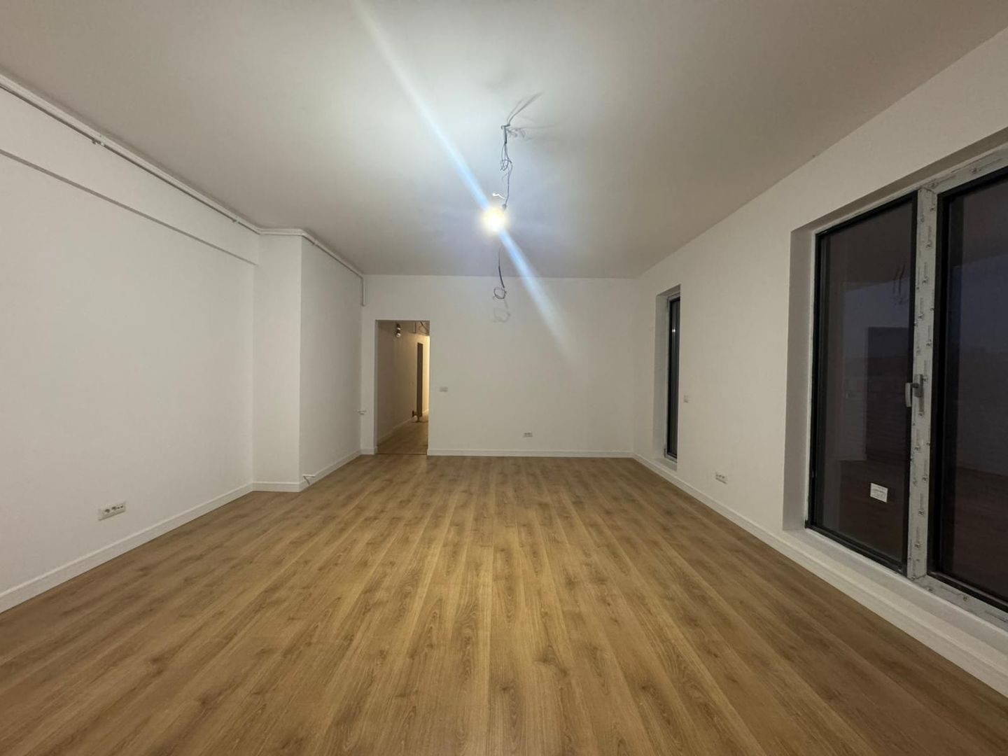 4 camere 130mp  +TERASA + 1 loc de parcare|| HERASTRAU - Poză 1