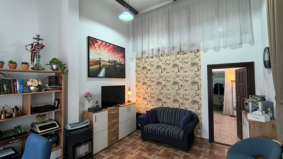 Spatiu comercial, ultracentral, Republicii, Oradea. 95 000 E. Com 0 - Poză 5