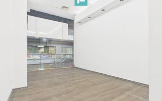 Spațiu comercial/de birouri/showroom în Arad - Poză 2