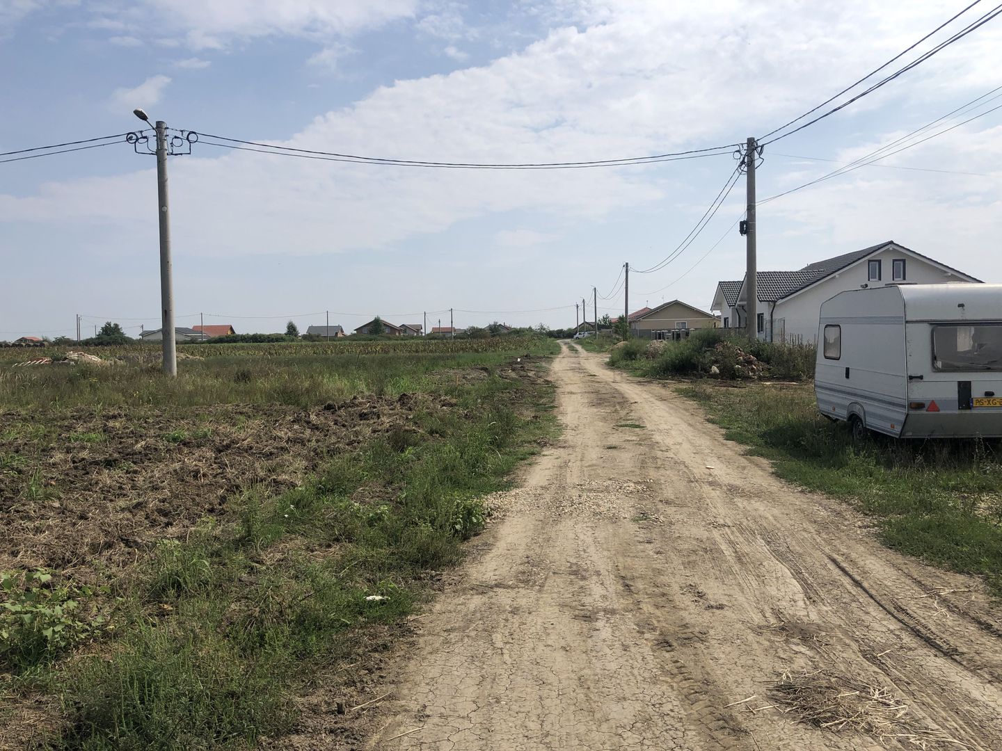 Teren Mosnita Veche-1430mp, curent si gaz - Poză 4