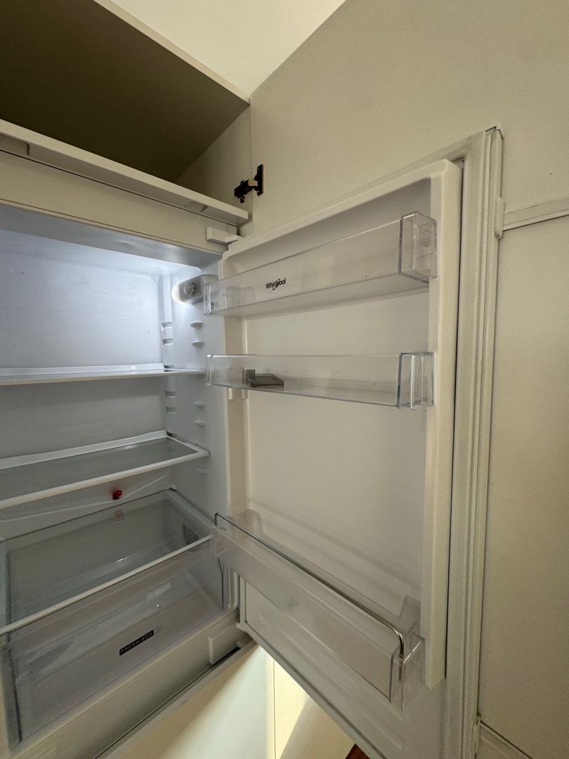 Casa pe parter Tunari, curte 330m, MOBILATE si UTILATE - Poză 13