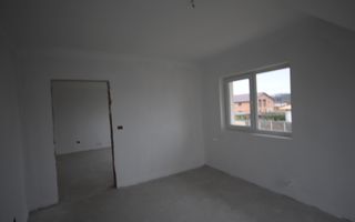 Apartamet 3 camere in Ghiroda - Poză 9