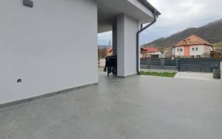 Casa deosebita P+E |mobilata si utilata| teren 1277mp| Vladești - Poză 23